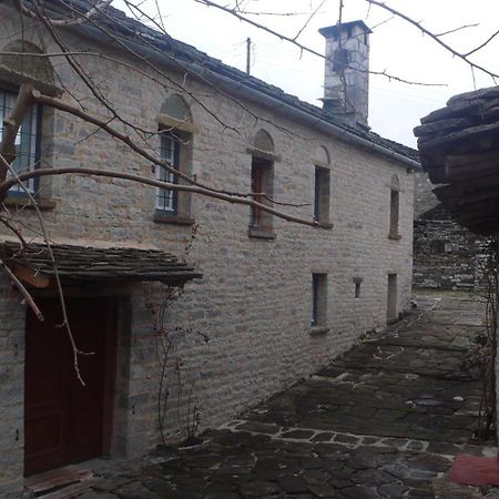 Guesthouse Ioannidis Pápingo Kültér fotó