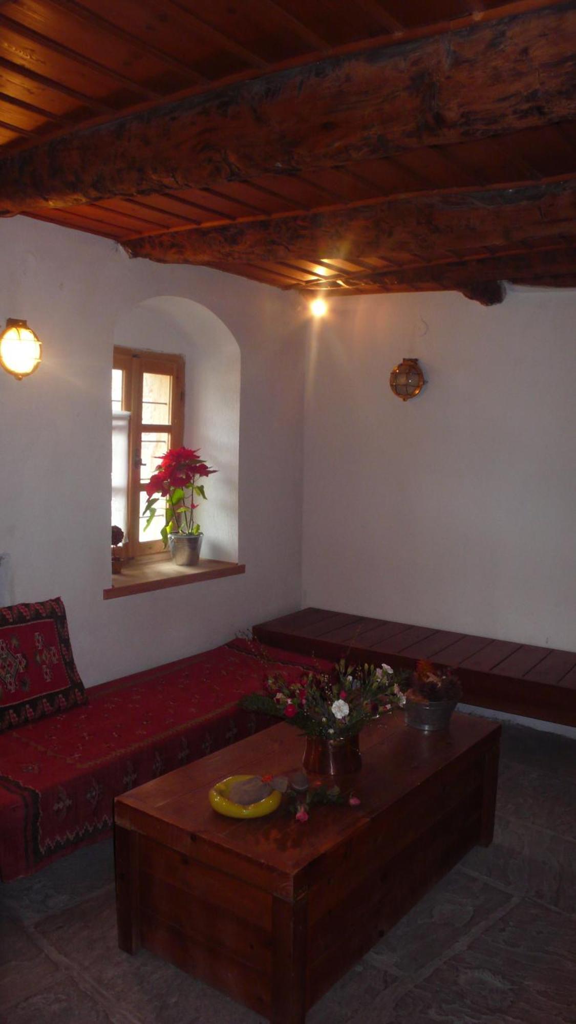Guesthouse Ioannidis Pápingo Kültér fotó